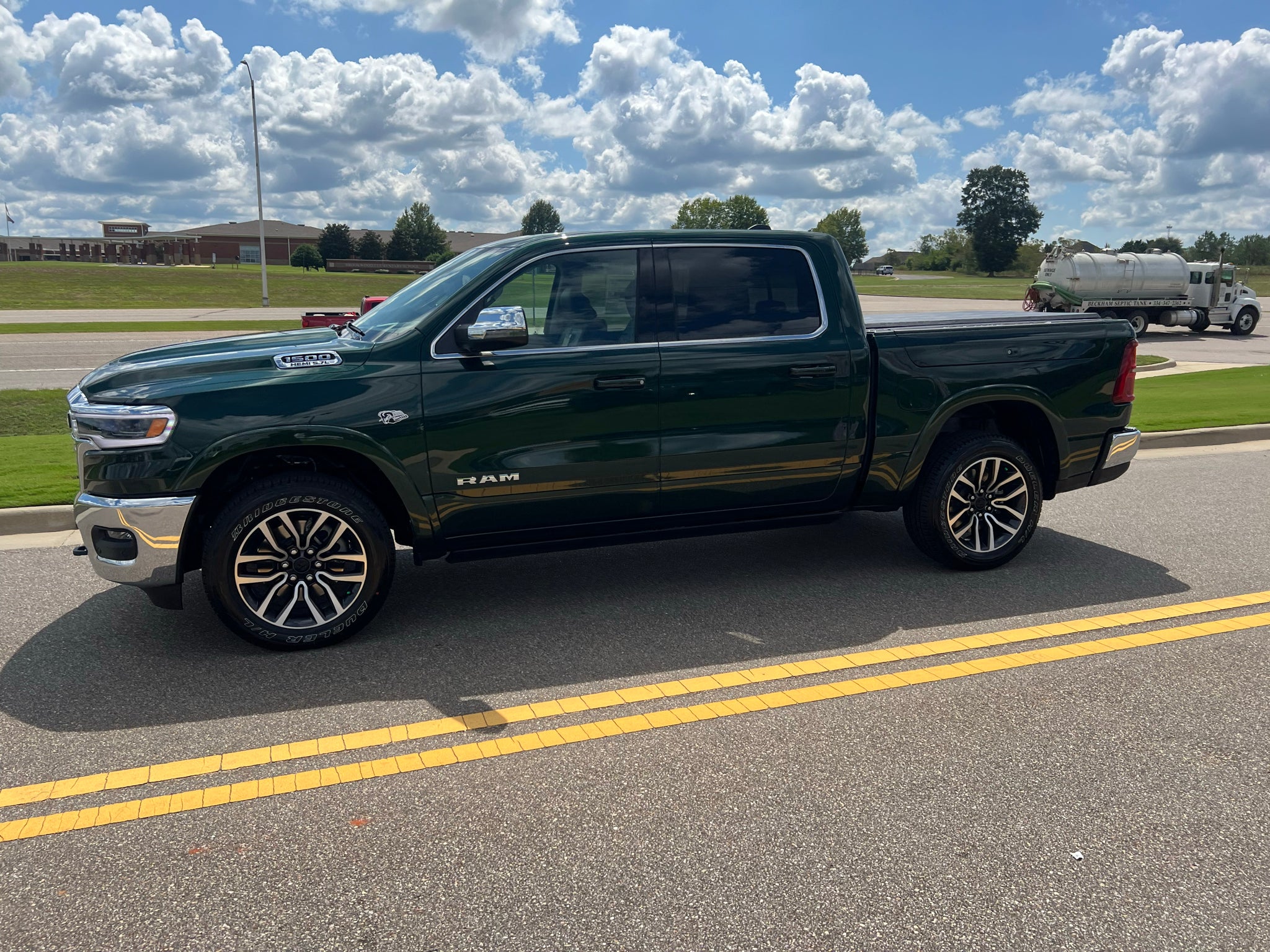 2027 RAM 1500 RAM 1500 LIMITED LONGHORN CREW CAB 4X4 5'7' BOX