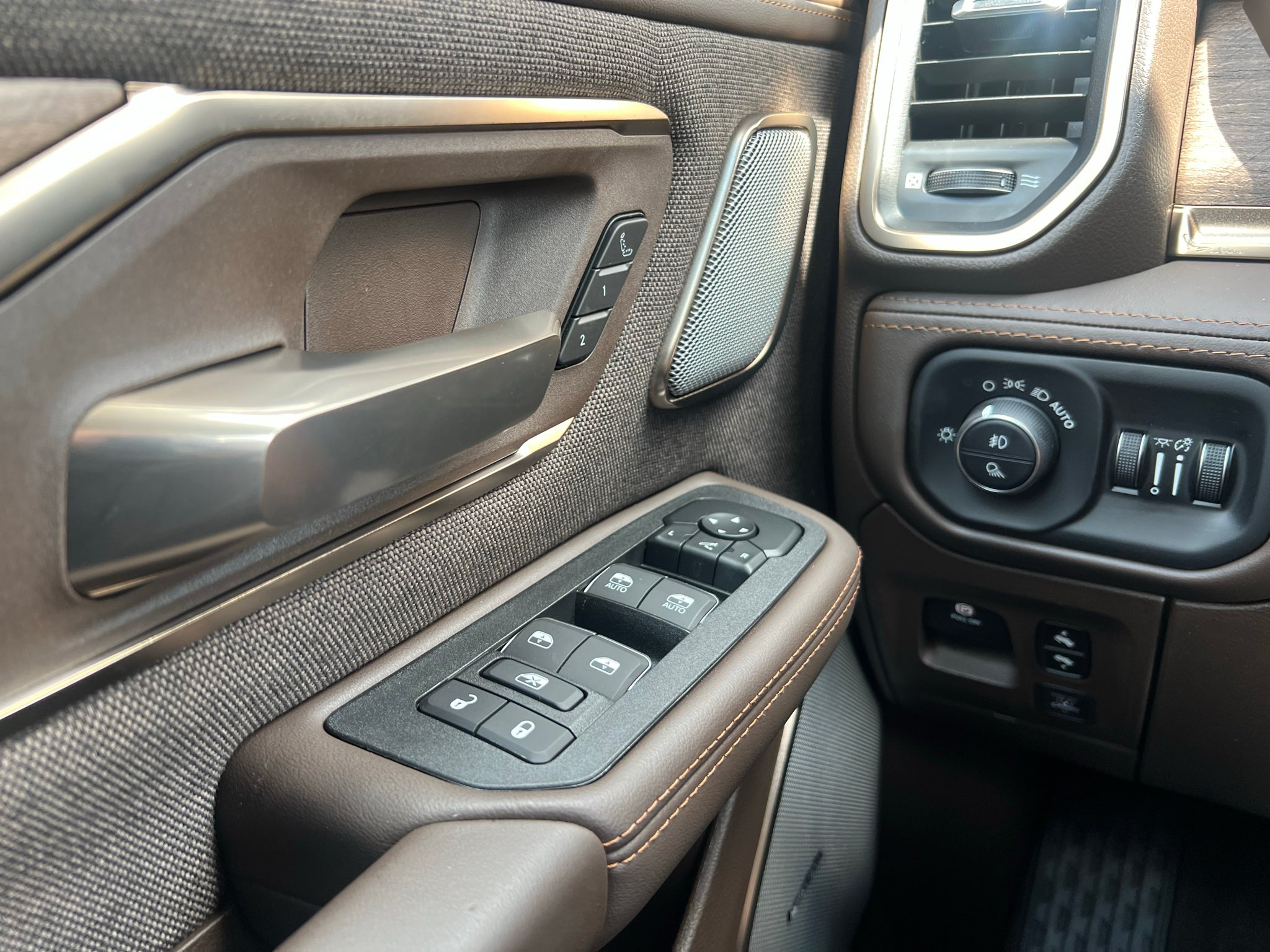 2027 RAM 1500 RAM 1500 LIMITED LONGHORN CREW CAB 4X4 5'7' BOX