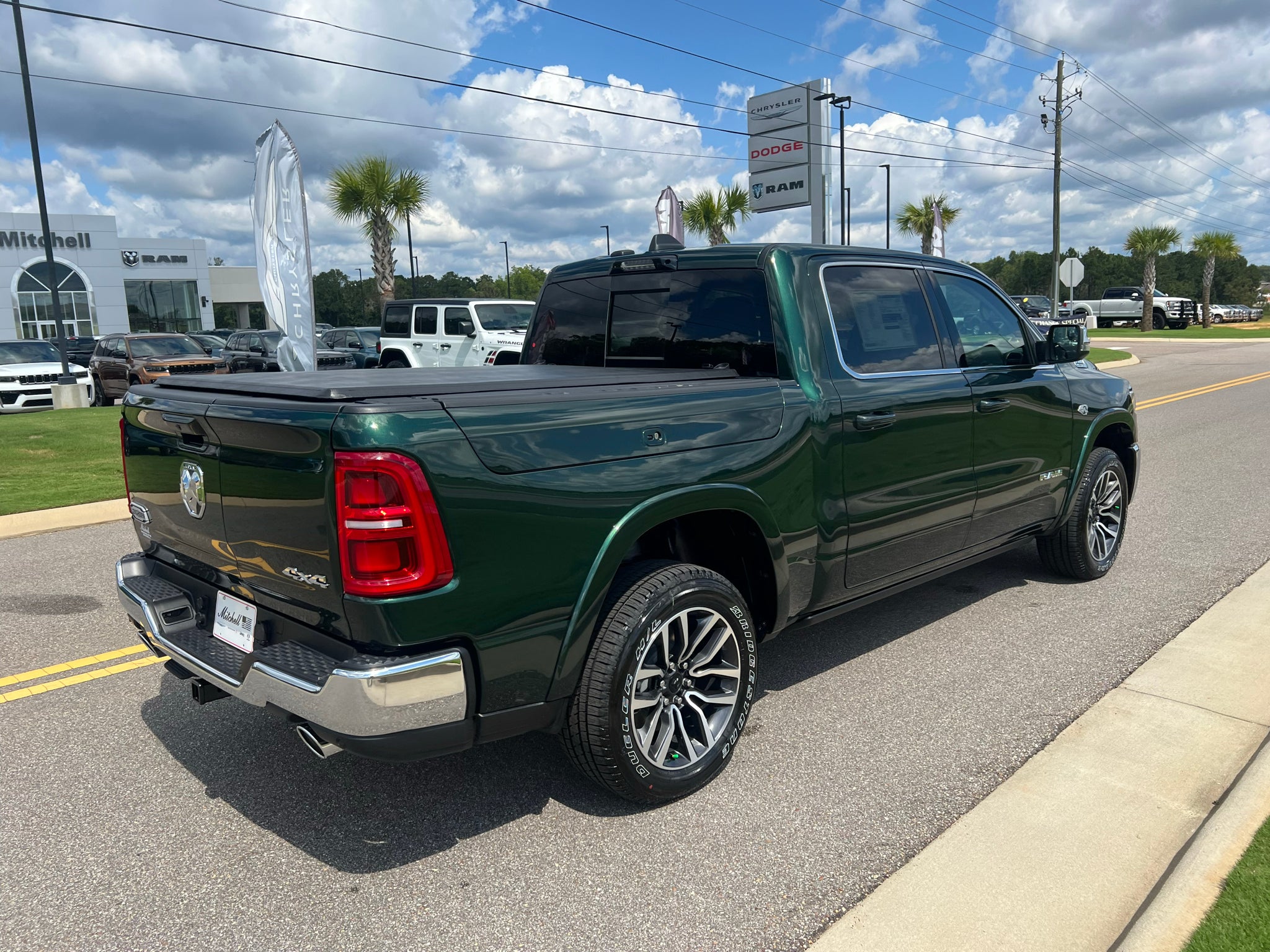2027 RAM 1500 RAM 1500 LIMITED LONGHORN CREW CAB 4X4 5'7' BOX