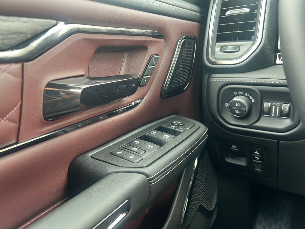 2027 RAM 1500 Limited