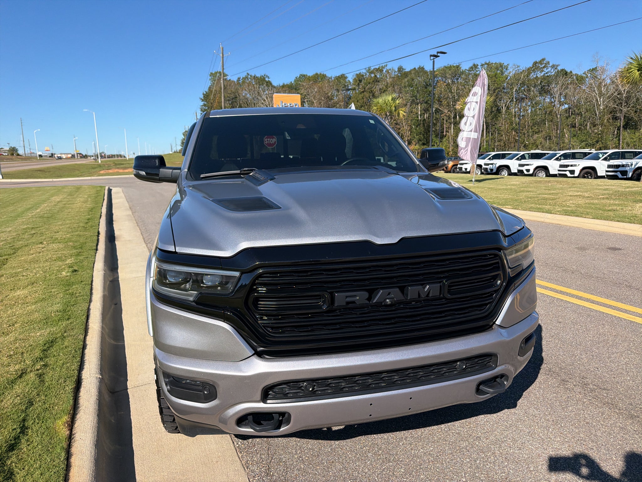2024 RAM 1500 Limited Crew Cab 4x4 5'7' Box