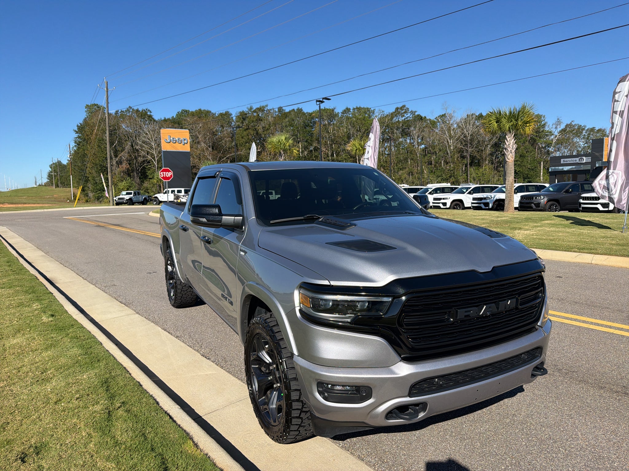 2024 RAM 1500 Limited Crew Cab 4x4 5'7' Box