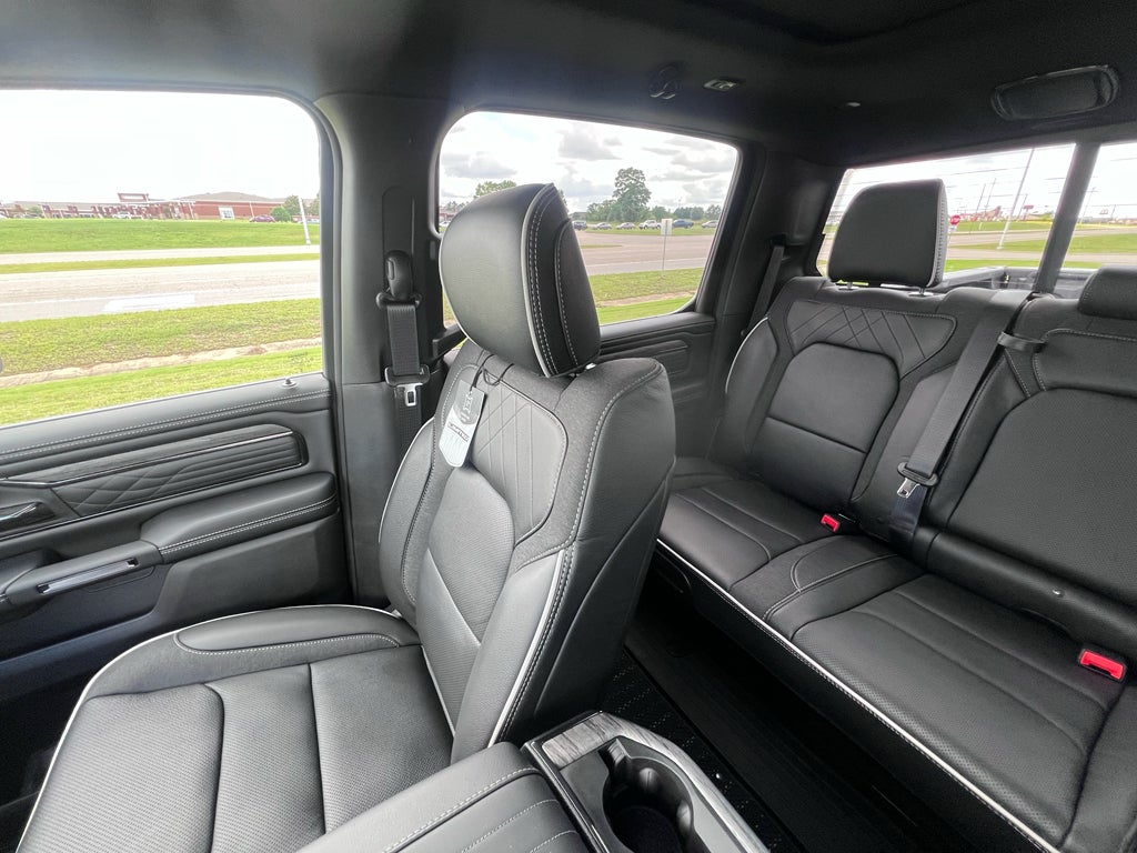 2026 RAM 1500 RAM 1500 LIMITED CREW CAB 4X4 5'7' BOX