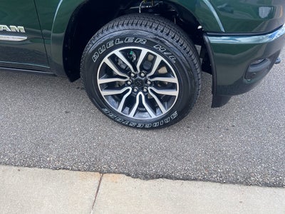2026 RAM 1500 RAM 1500 LIMITED CREW CAB 4X4 5'7' BOX
