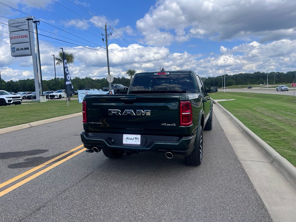 2026 RAM 1500 RAM 1500 LIMITED CREW CAB 4X4 5'7' BOX