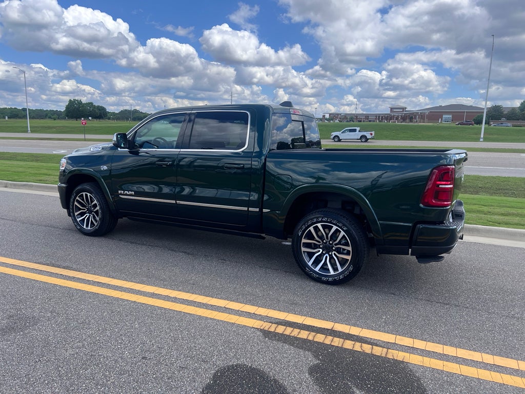 2026 RAM 1500 RAM 1500 LIMITED CREW CAB 4X4 5'7' BOX