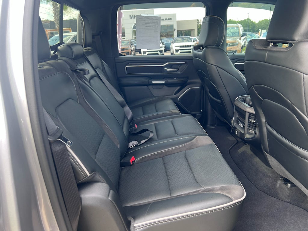 2025 RAM 1500 Laramie Crew Cab 4x4 5'7' Box
