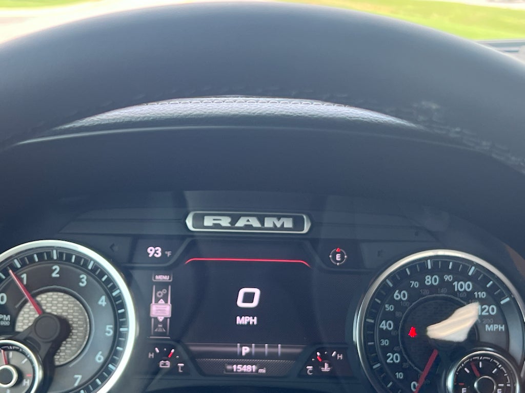 2025 RAM 1500 Laramie Crew Cab 4x4 5'7' Box