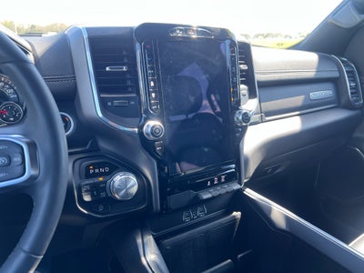 2025 RAM 1500 Laramie Crew Cab 4x4 5'7' Box