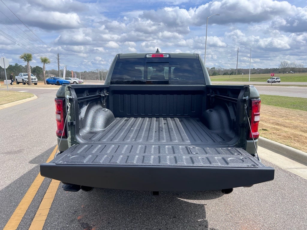 2026 RAM 1500 RAM 1500 LARAMIE CREW CAB 4X4 5'7' BOX