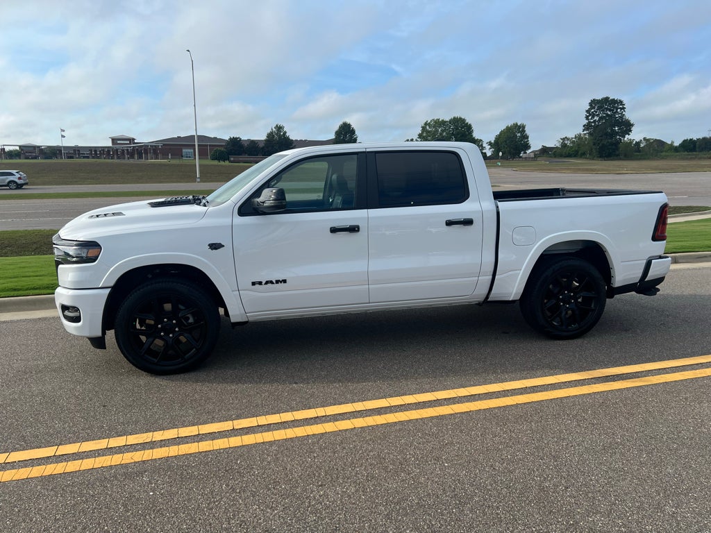2027 RAM 1500 RAM 1500 LARAMIE CREW CAB 4X4 5'7' BOX