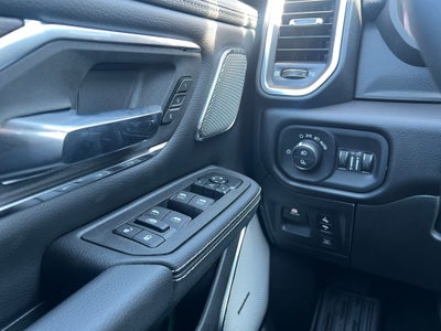 2027 RAM 1500 RAM 1500 LARAMIE CREW CAB 4X4 5'7' BOX