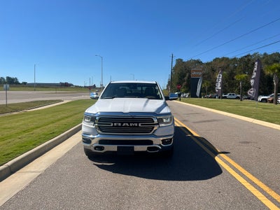 2019 RAM 1500 Laramie Crew Cab 4x4 5'7' Box