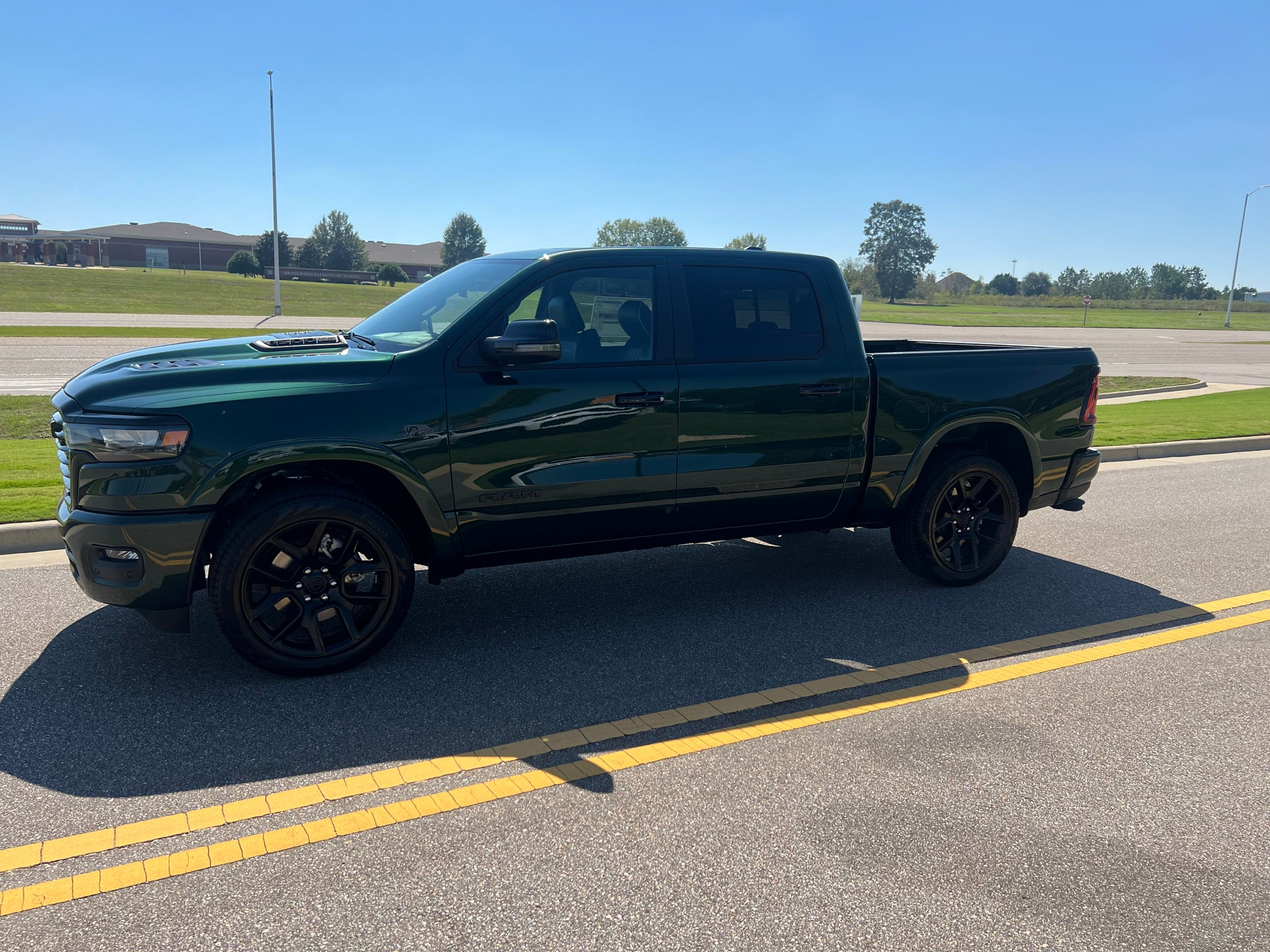 2027 RAM 1500 RAM 1500 LARAMIE CREW CAB 4X4 5'7' BOX