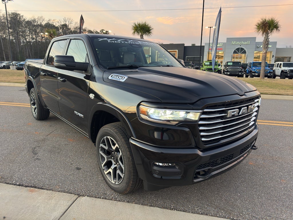 2026 RAM 1500 RAM 1500 LARAMIE CREW CAB 4X4 5'7' BOX