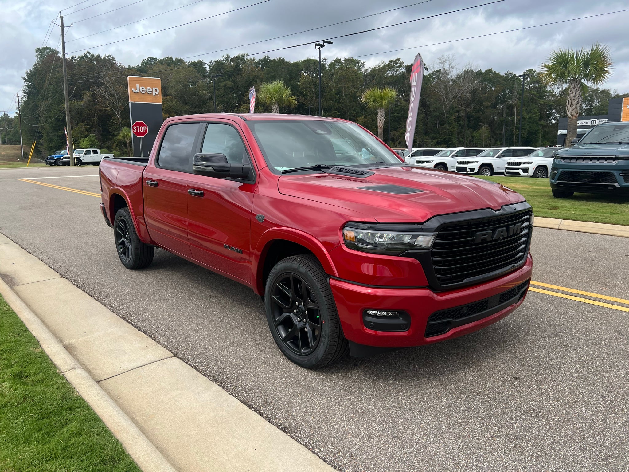 2027 RAM 1500 RAM 1500 LARAMIE CREW CAB 4X4 5'7' BOX