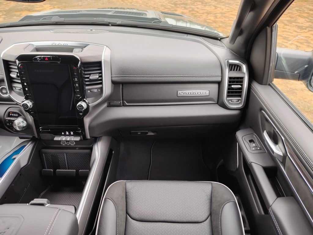 2026 RAM 1500 RAM 1500 LARAMIE CREW CAB 4X4 5'7' BOX