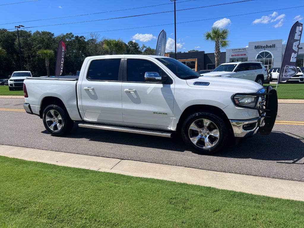 2023 RAM 1500 Laramie Crew Cab 4x4 5'7' Box