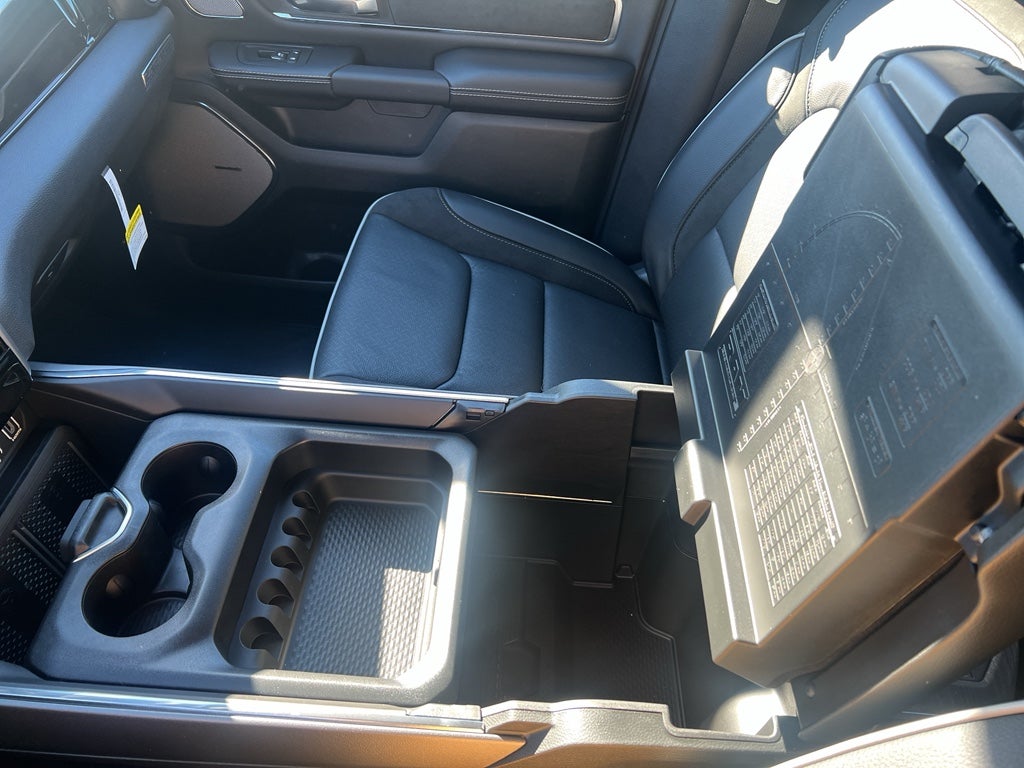 2026 RAM 1500 RAM 1500 LARAMIE CREW CAB 4X4 5'7' BOX