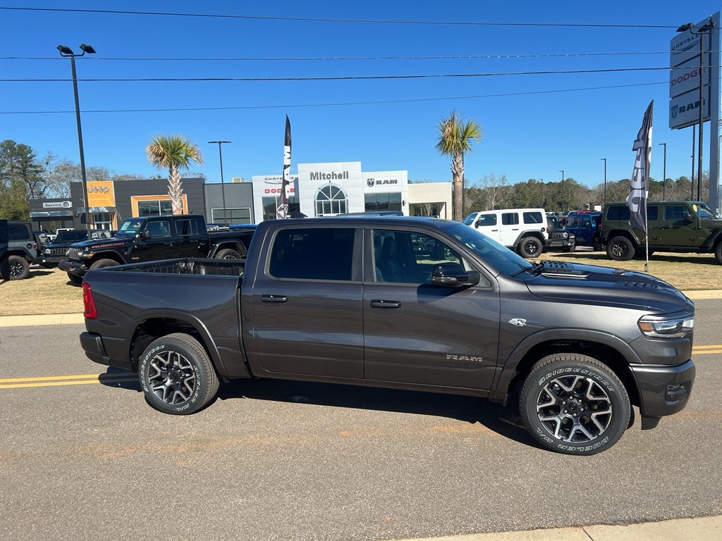 2026 RAM 1500 RAM 1500 LARAMIE CREW CAB 4X4 5'7' BOX