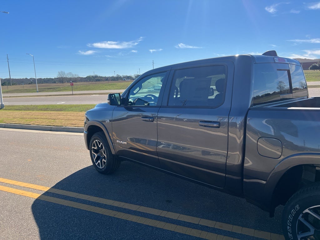 2026 RAM 1500 RAM 1500 LARAMIE CREW CAB 4X4 5'7' BOX