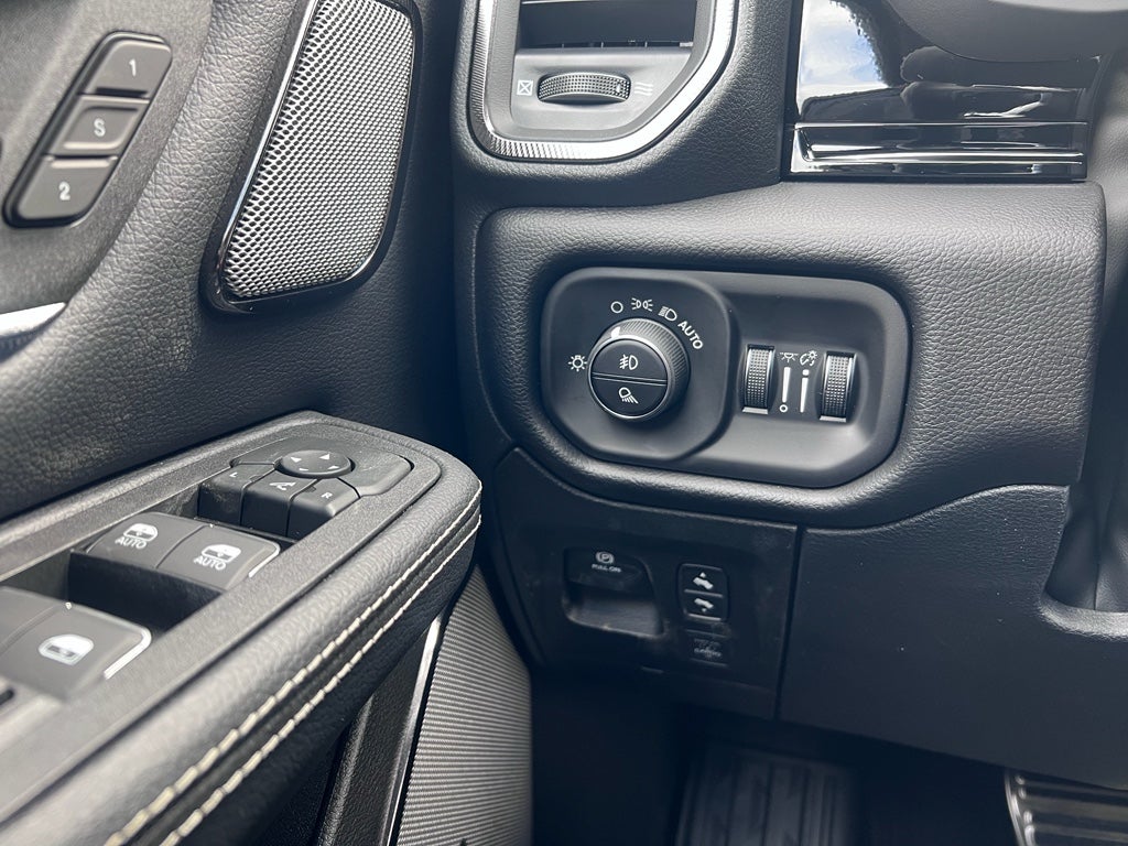 2026 RAM 1500 RAM 1500 REBEL CREW CAB 4X4 5'7' BOX