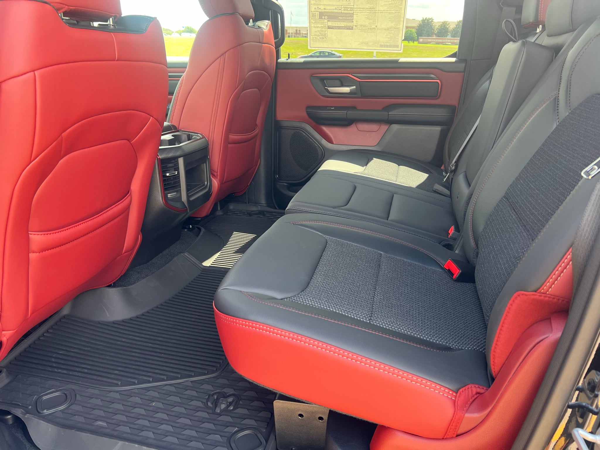 2027 RAM 1500 RAM 1500 REBEL CREW CAB 4X4 5'7' BOX