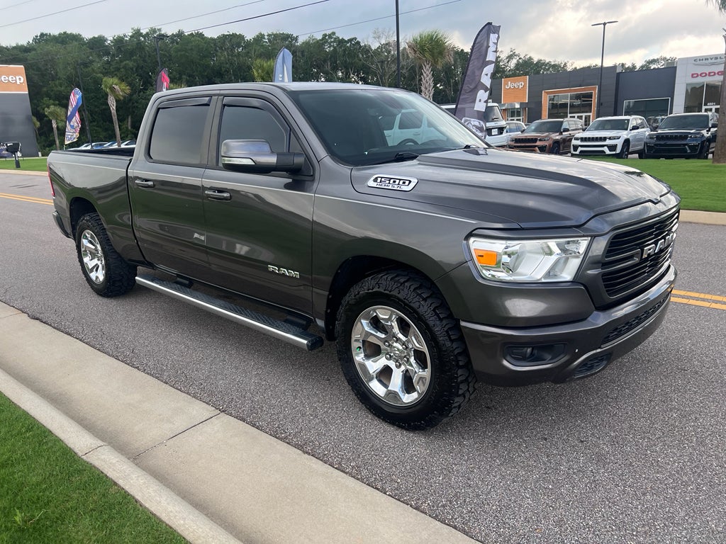2020 RAM 1500 Big Horn Crew Cab 4x4 6'4' Box