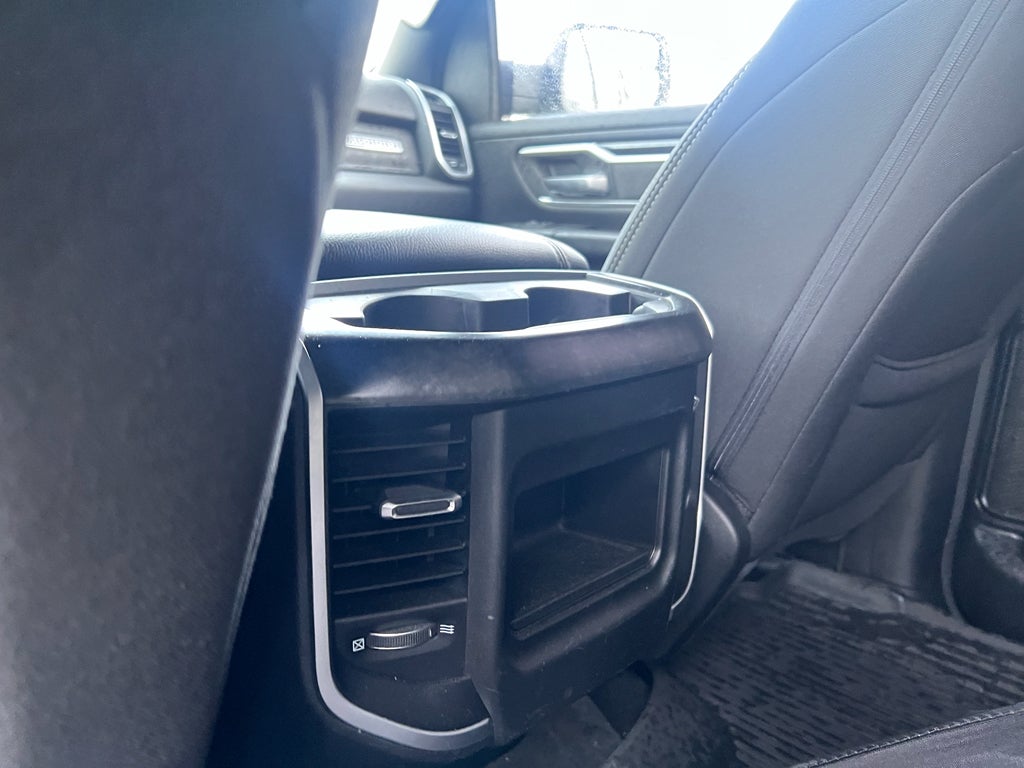 2020 RAM 1500 Big Horn Crew Cab 4x4 6'4' Box