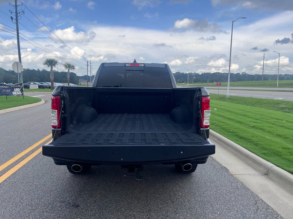2020 RAM 1500 Big Horn Crew Cab 4x4 6'4' Box