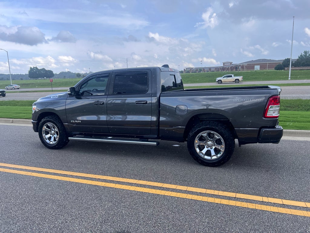 2020 RAM 1500 Big Horn Crew Cab 4x4 6'4' Box