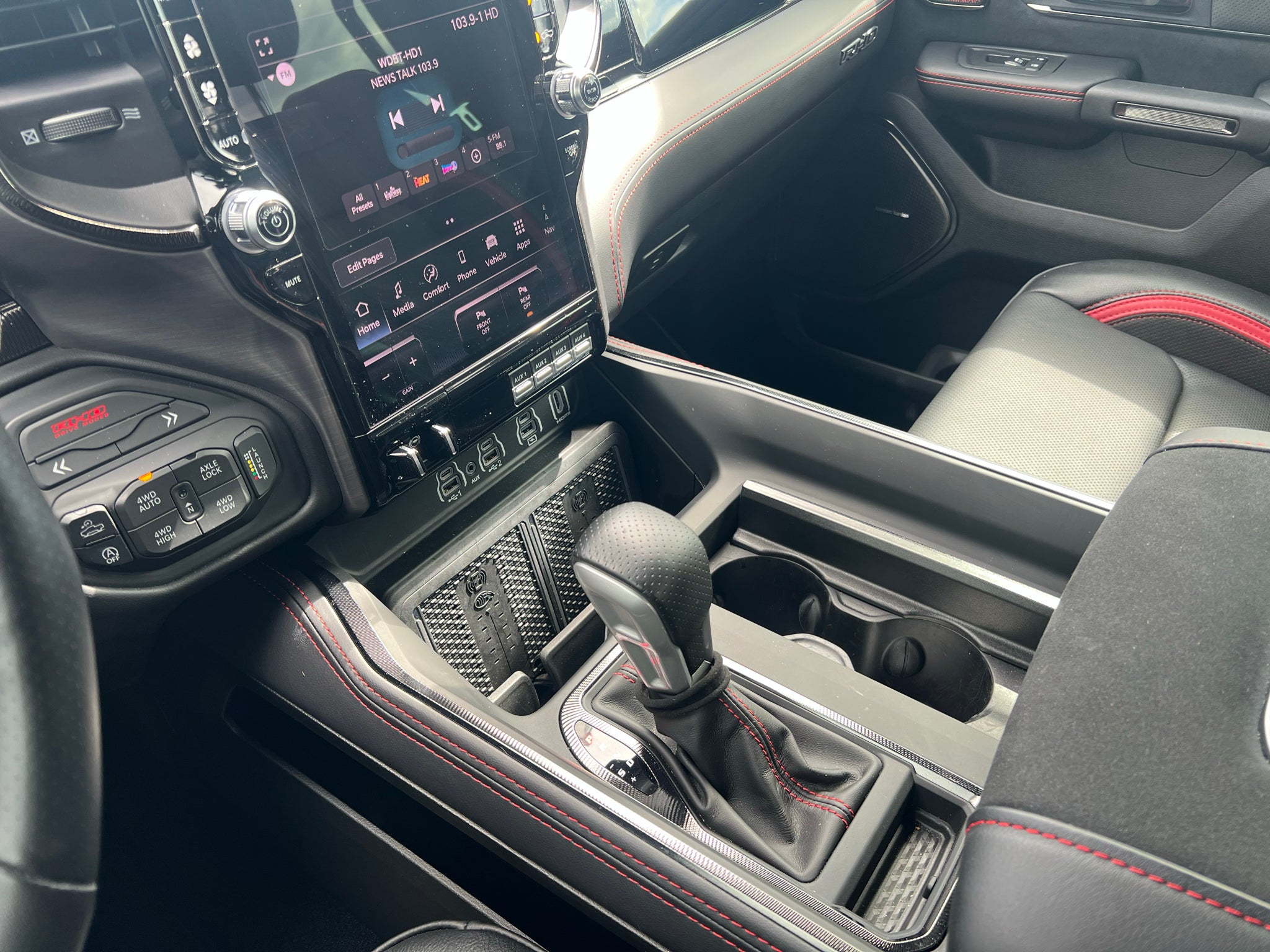 2026 RAM 1500 RHO Crew Cab 4x4 5'7' Box