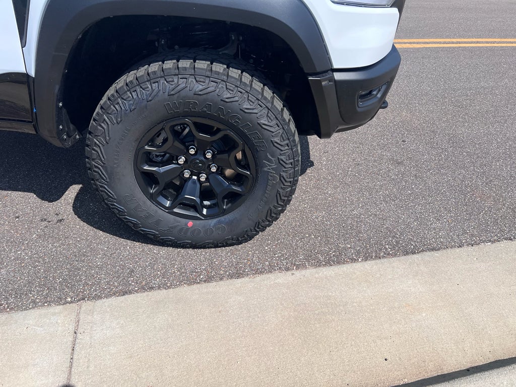 2026 RAM 1500 RAM 1500 RHO CREW CAB 4X4 5'7' BOX