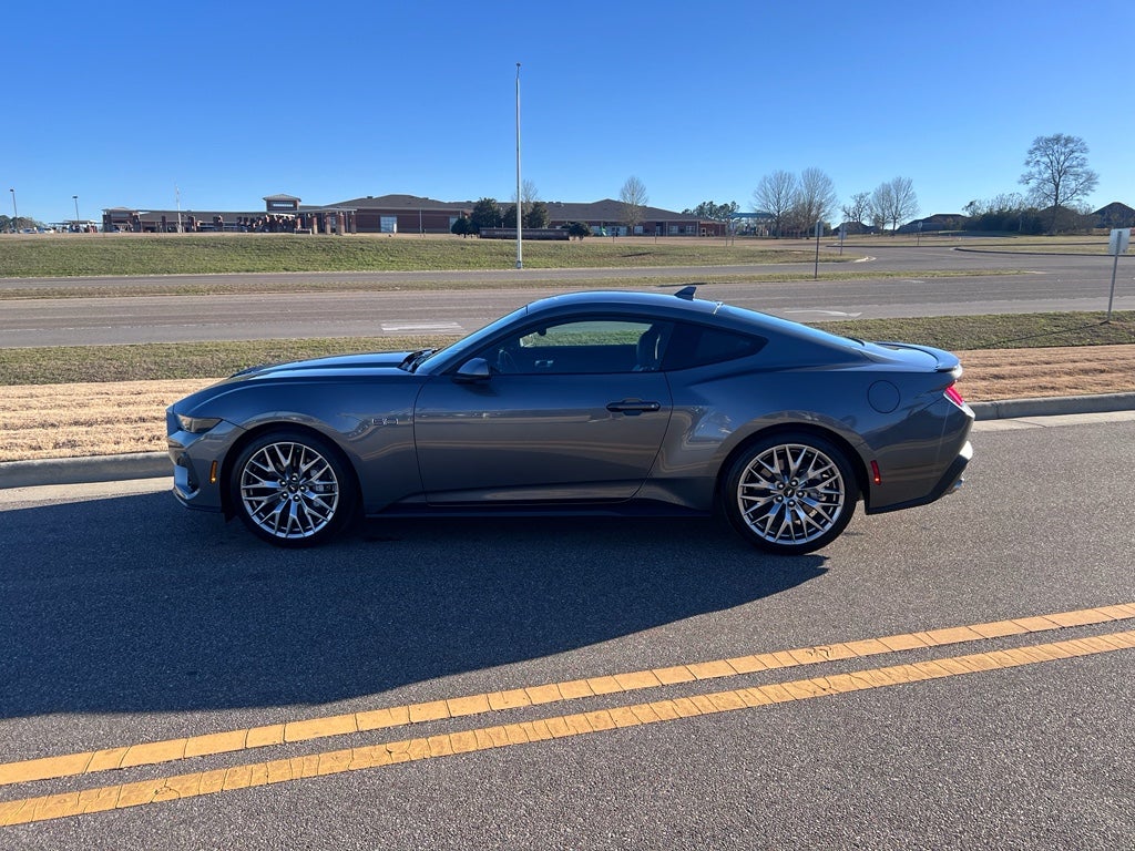 2025 Ford Mustang GT Premium Fastback