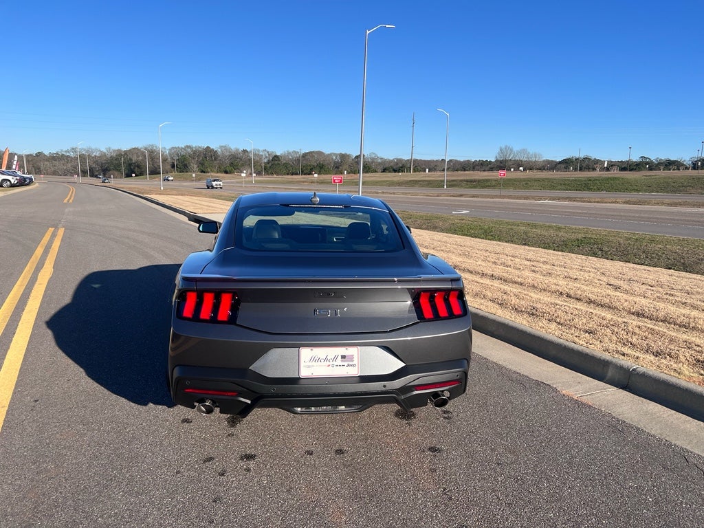 2025 Ford Mustang GT Premium Fastback