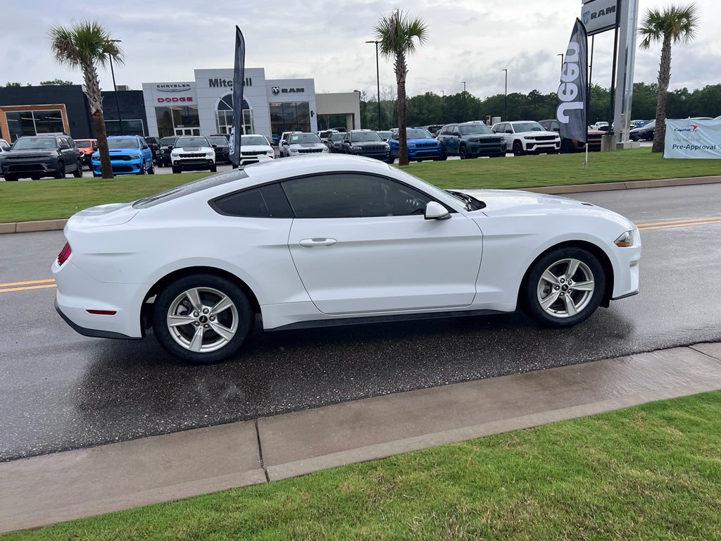 2021 Ford Mustang EcoBoost Fastback