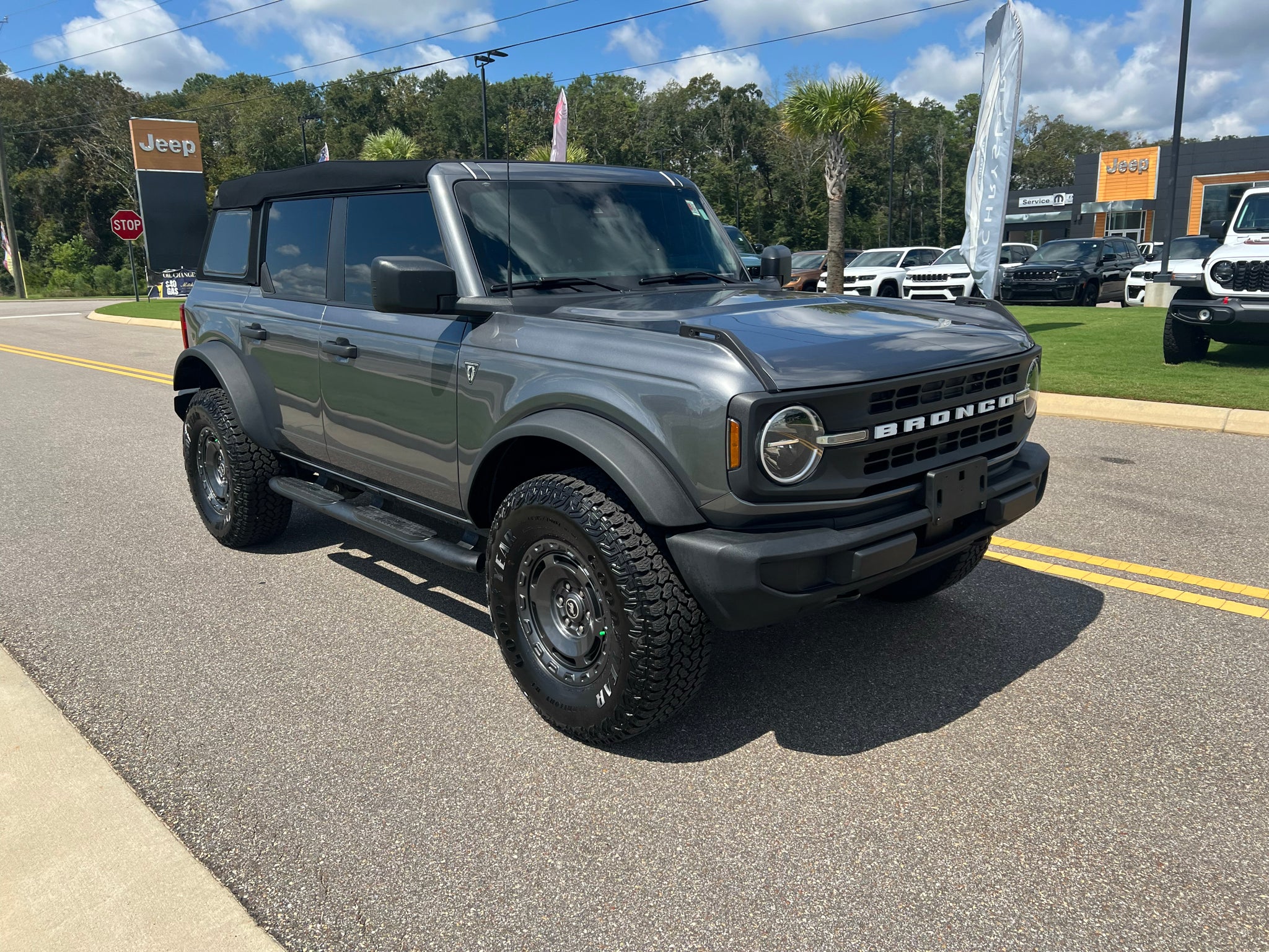 2025 Ford Bronco Base