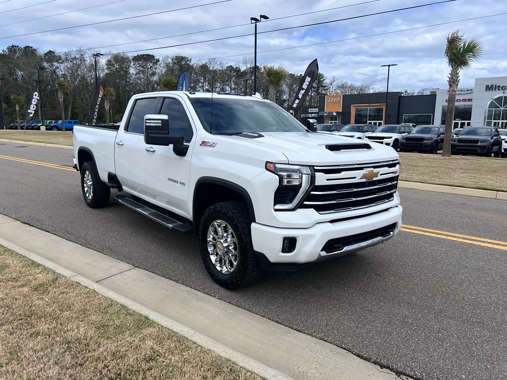 2024 Chevrolet Silverado LTZ