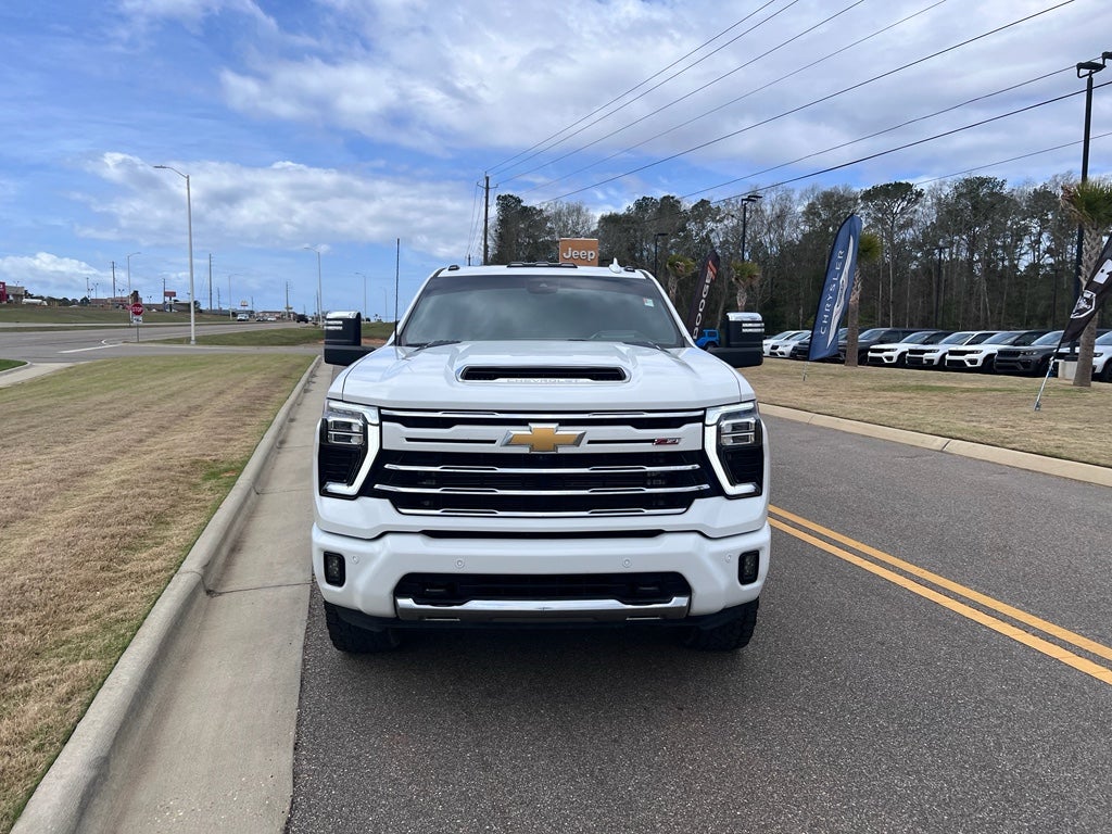2024 Chevrolet Silverado LTZ