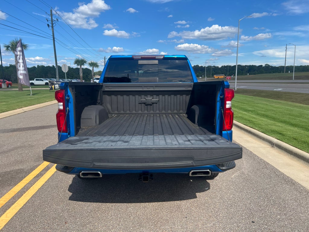 2022 Chevrolet Silverado 4WD Crew Cab Short Bed RST