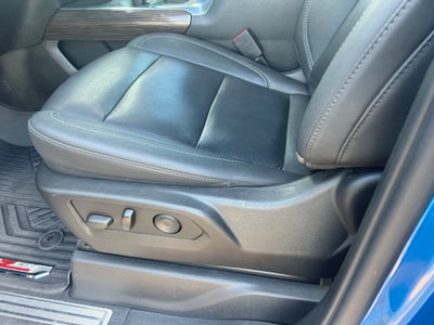 2022 Chevrolet Silverado 4WD Crew Cab Short Bed RST