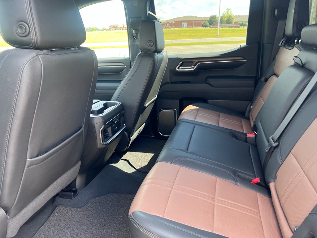 2024 Chevrolet Silverado 4WD Crew Cab Short Bed High Country