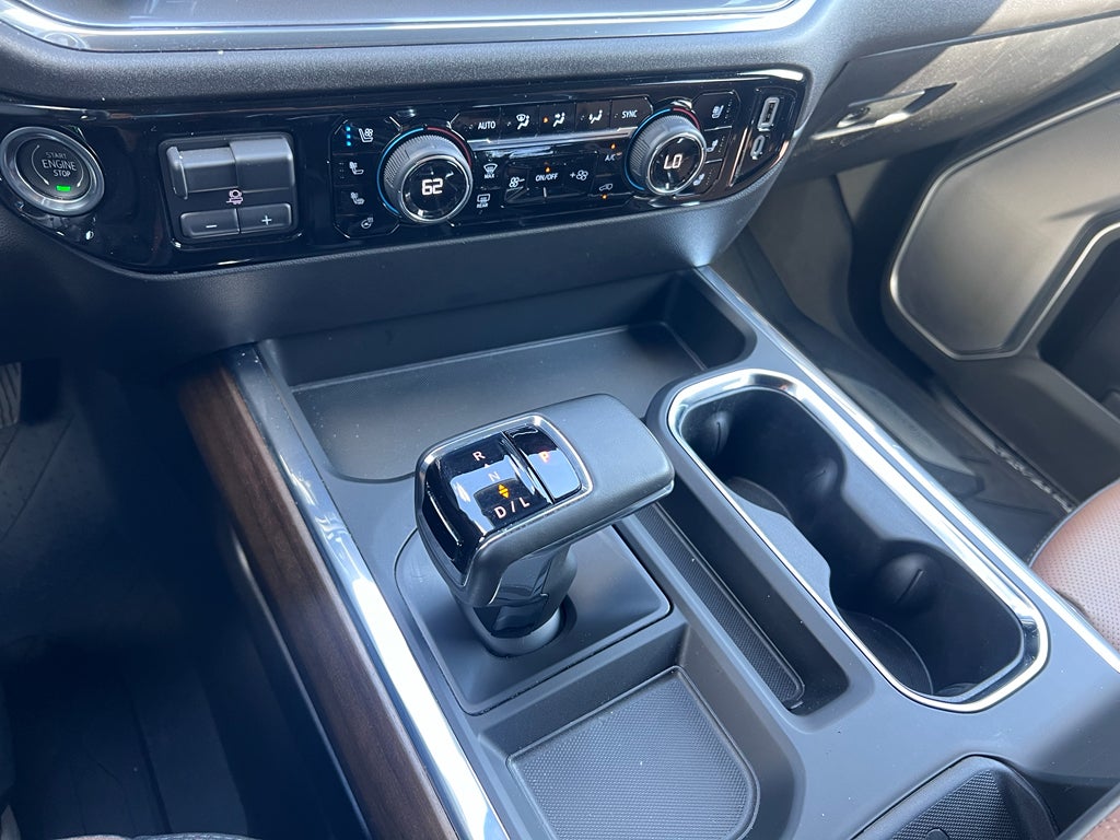 2024 Chevrolet Silverado 4WD Crew Cab Short Bed High Country