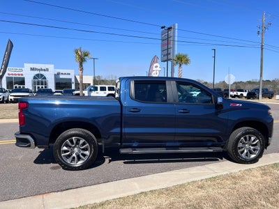 2021 Chevrolet Silverado 4WD Crew Cab Short Bed LT