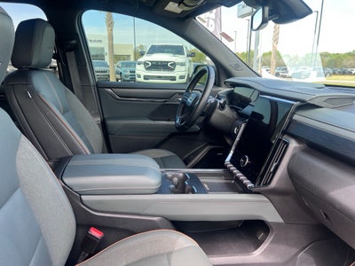 2024 GMC Acadia AWD AT4