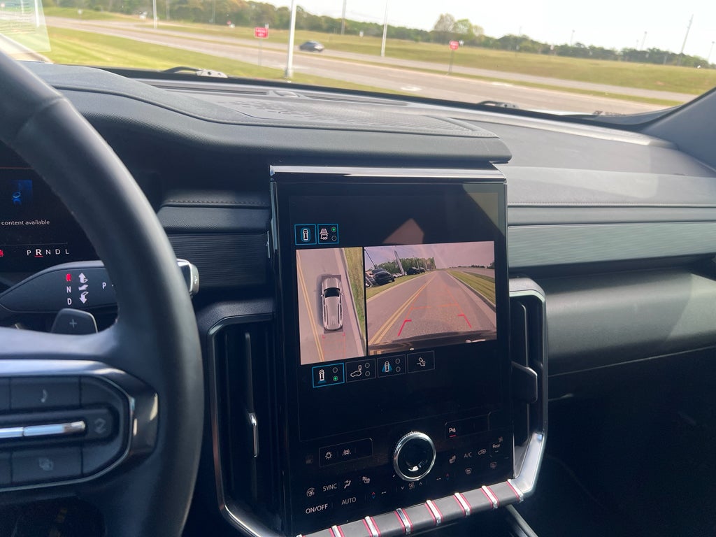 2024 GMC Acadia AWD AT4