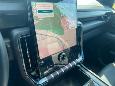 2025 GMC Yukon 4WD AT4