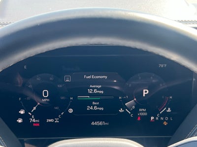 2025 GMC Yukon 4WD AT4