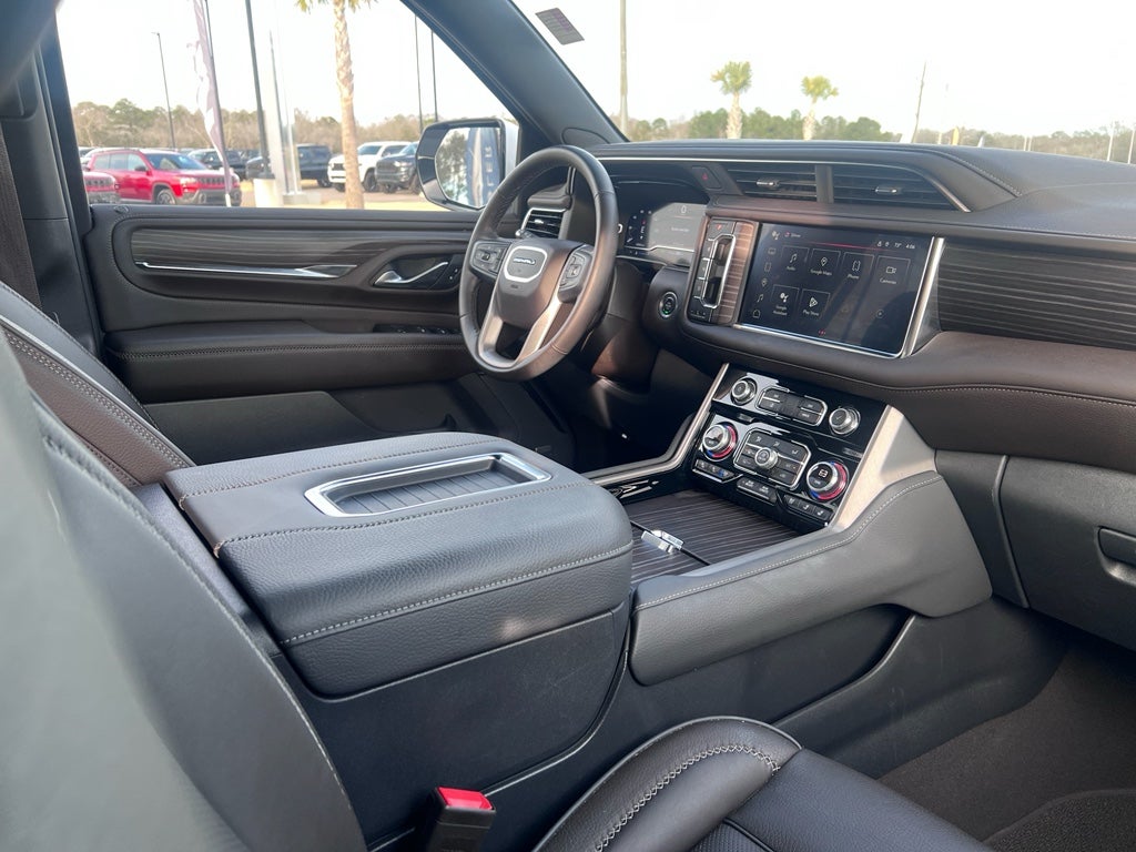2024 GMC Yukon 4WD Denali