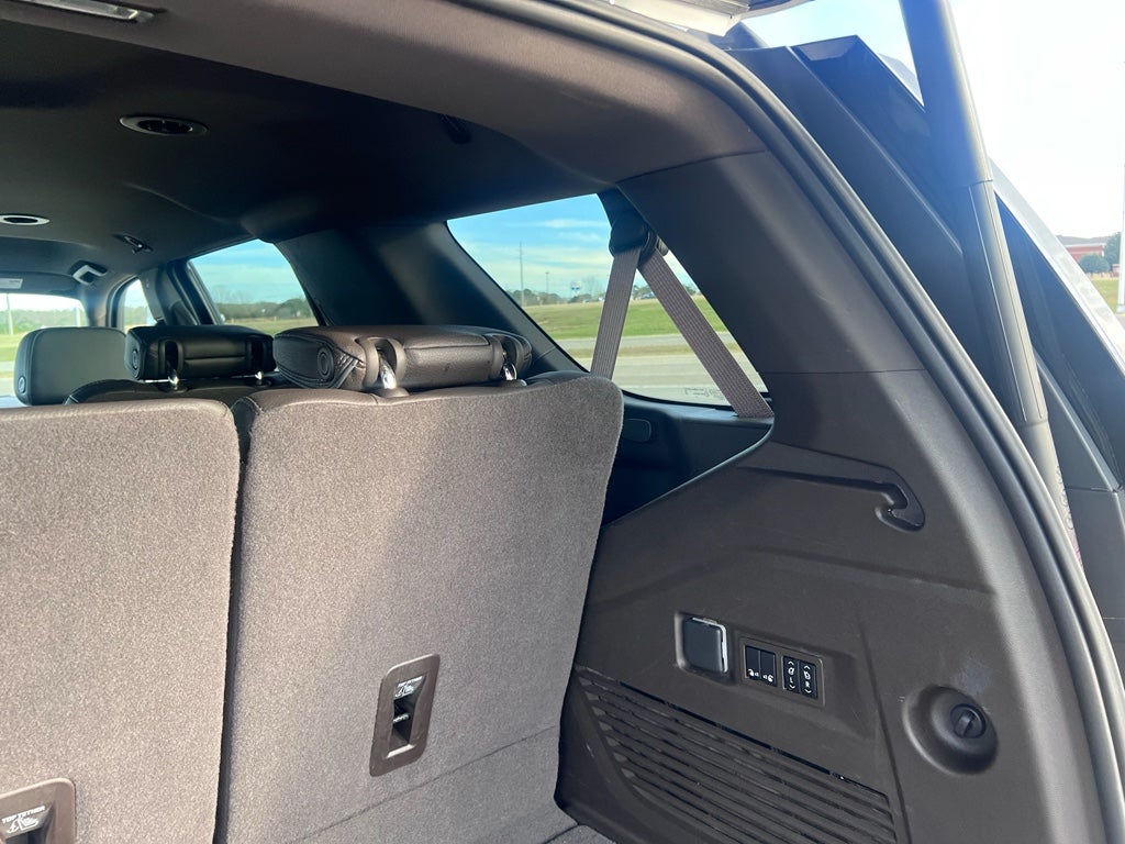 2024 GMC Yukon 4WD Denali